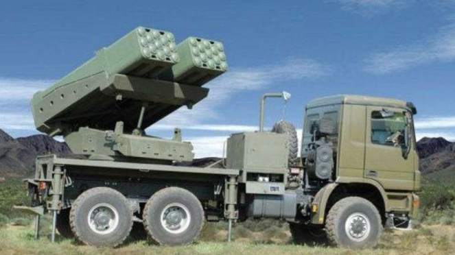 VIVA Militer: Sistem peluncur multi-roket Lynx militer Azerbaijan