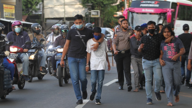 Aksi Perusuh di Kawasan Pejompongan dan Palmerah