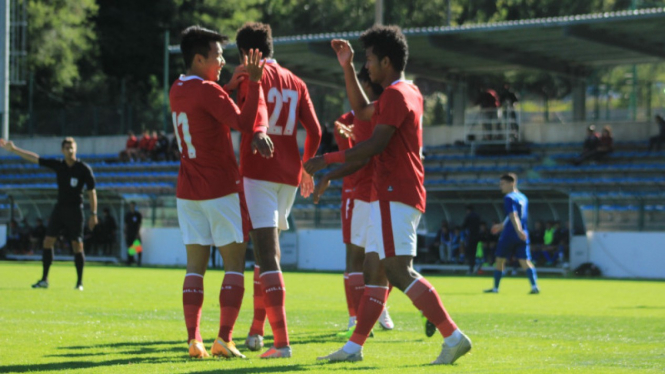 Skuad Timnas Indonesia U-19 merayakan gol ke gawang Dugopolje