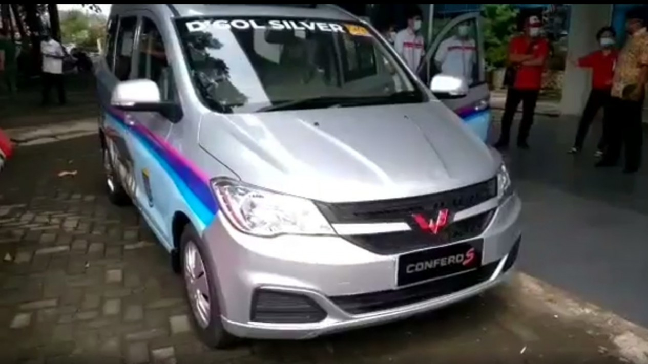 Mobil Wuling Resmi Jadi Angkot