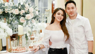 Fokus Bisnis, Jenita Janet Mulai Tinggalkan Dunia Keartisan?