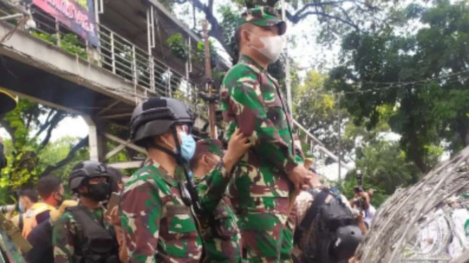 VIVA Militer: Panglima Komando Daerah Jayakarta, Mayjen Dudung Abdurachman