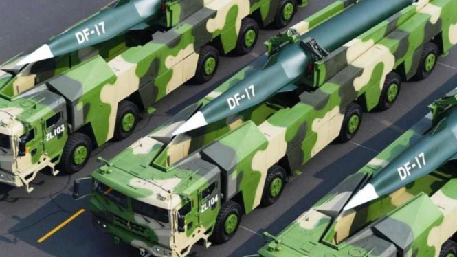 VIVA Militer: Rudal hipersonik Dongfeng DF-17 Tentara Pembebasan Rakyat China