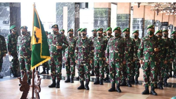 VIVA Militer : KSAD TNI terima laporan kenaikan pangkat 19 Pati TNI AD