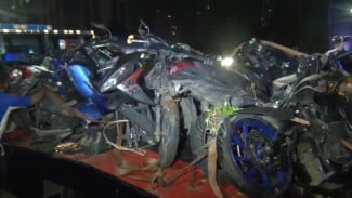 Motor-motor ditabrak mobil BMW di Setiabudi, Jakarta