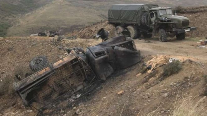 VIVA Militer: Kendaraan militer Armenia hancur diserang pasukan Azerbaijan