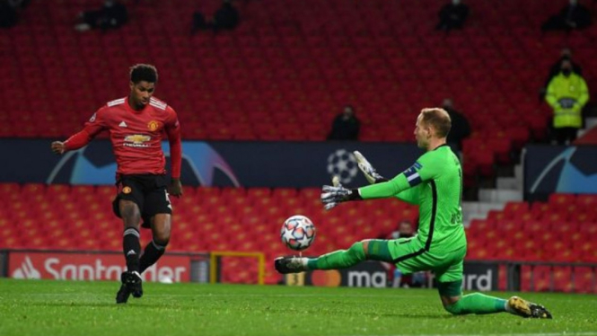 Striker Manchester United, Marcus Rashford, cetak gol ke gawang Leipzig