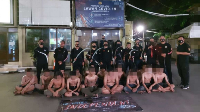 15 pemuda hendak tawuran di Kebon Jeruk diamankan polisi.