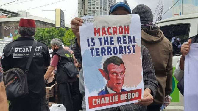 Poster Presiden Macron