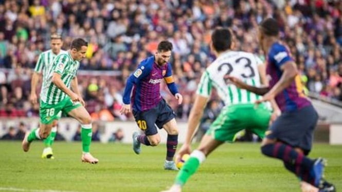 Megabintang Barcelona, Lionel Messi saat lawan Real Betis