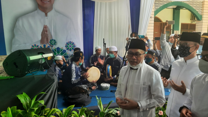 Ketua Umum PAN, Zulkifli Hasan saat peringatan maulid Nabi Muhammad SAW di Bogor