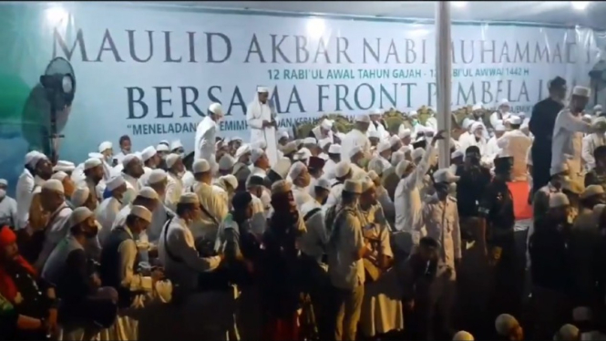 Habib Rizieq menggelar acara Maulid Nabi Muhammad di Markas FPI Petamburan 