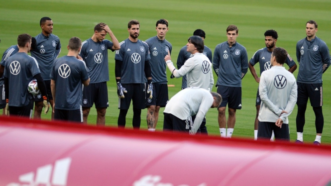 Timnas Jerman melakoni latihan jelang melawan Spanyol