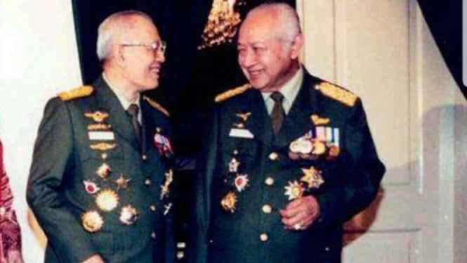 VIVA Militer: Jenderal Besar TNI A. H. Nasution dan Jenderal Besar TNI Soeharto