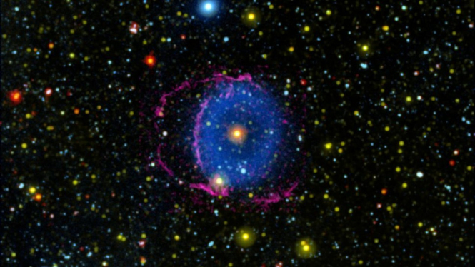Blue Ring Nebula.