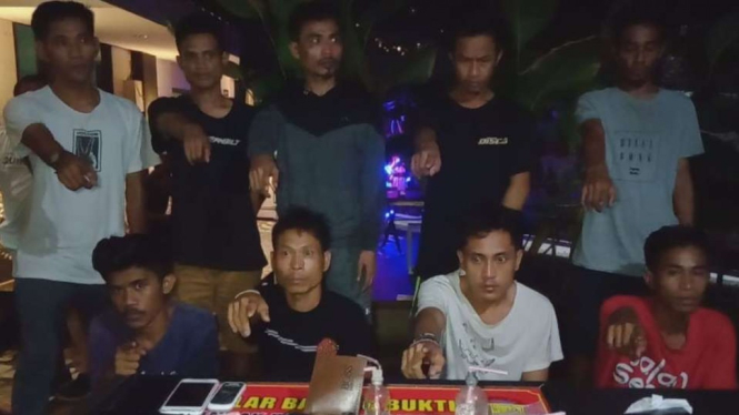 Polisi perebek pabrik sabu rumahan di Lombok Timur.