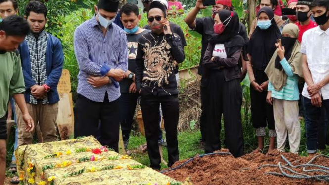 Pemakaman salah satu korban pembunuhan Juan, Sr alias Dn.