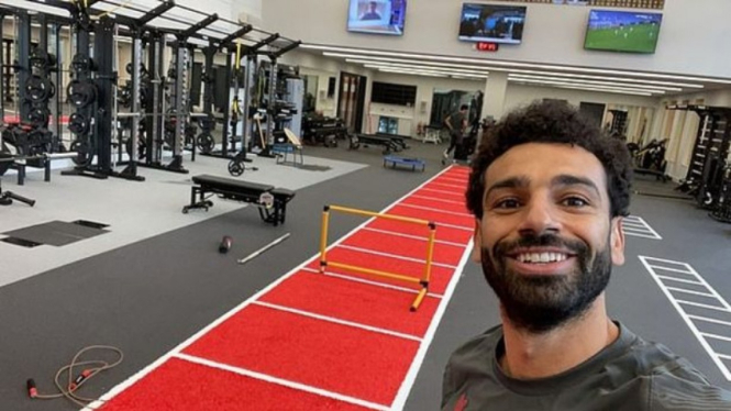 Winger Liverpool, Mohamed Salah, saat latihan di AXA Training Centre