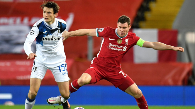 James Milner dalam duel Liverpool vs Atalanta