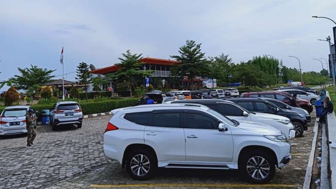 Ilustrasi Rest Area di tol Cikopo Palimanan.