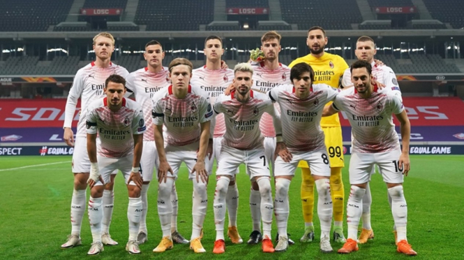 Pemain AC Milan di laga melawan Lille