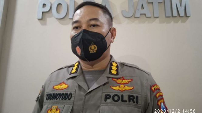 Kepala Bidang Hubungan Masyarakat Kepolisian Daerah Jawa Timur Komisaris Besar Polisi Trunoyudo