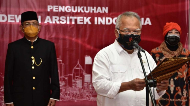 Menteri PUPR Basuki Hadimuljono saat pengukuhan Dewan Arsitek Indonesia.