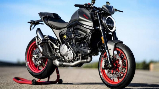 Ducati Monster model year 2021