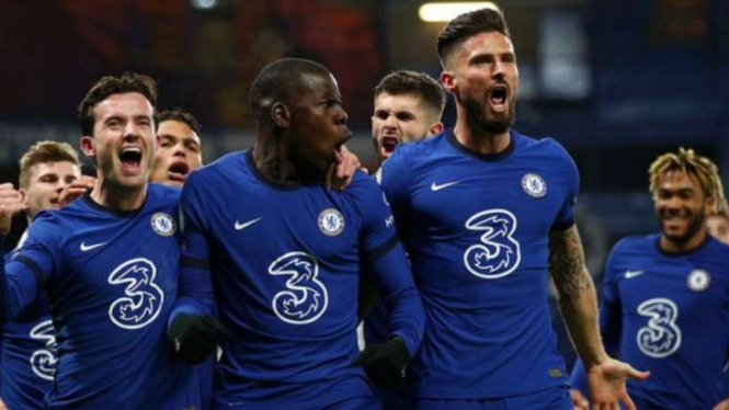 Pemain Chelsea rayakan kemenangan.