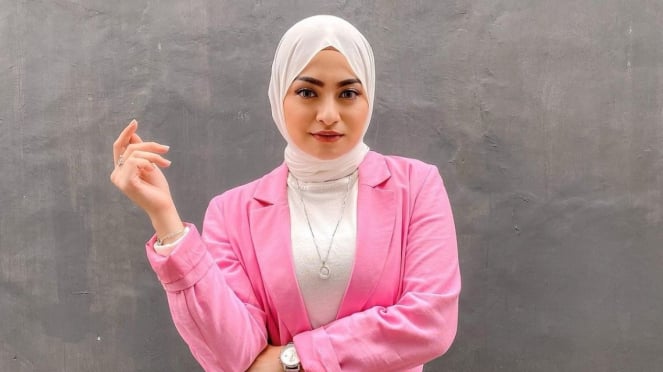 Nathalie Holscher Tergoda Lepas Hijab Iman Benar Benar Diuji Halaman 2 