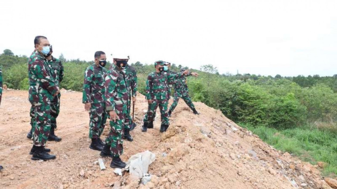 VIVA Militer: Kasum TNI meninjau pembangunan Markas Kogabwilhan I di Kepri