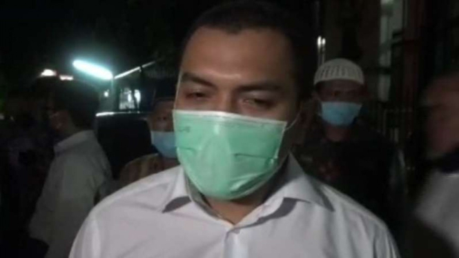 Kuasa hukum Habib Rizieq Shihab, Azis Yanuar, saat ditemui di Polda Metro Jaya.