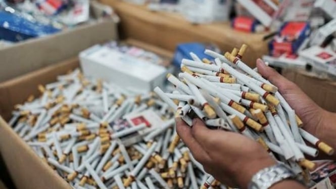 Tak Hanya Dimiliki Indonesia, Ini Deretan Miliarder Dunia dari Bisnis Rokok. (FOTO: Bea Cukai)