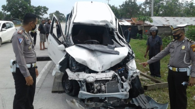 Kecelakaan di Jalan Lintas Pekanbaru-Bangkinang Kabupaten Kampar, Riau