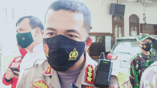 Kepala Polresta Malang Kota Komisaris Besar Polisi Leonardus Simarmata