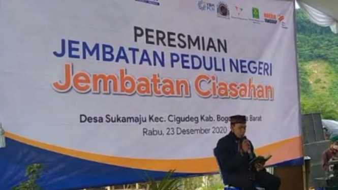 Bakrie Amana resmikan Jembatan Ciasahan di Kabupaten Bogor.
