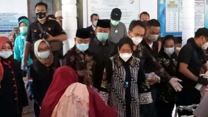 Menteri Sosial Tri Rismaharini di Ponorogo, Jawa Timur