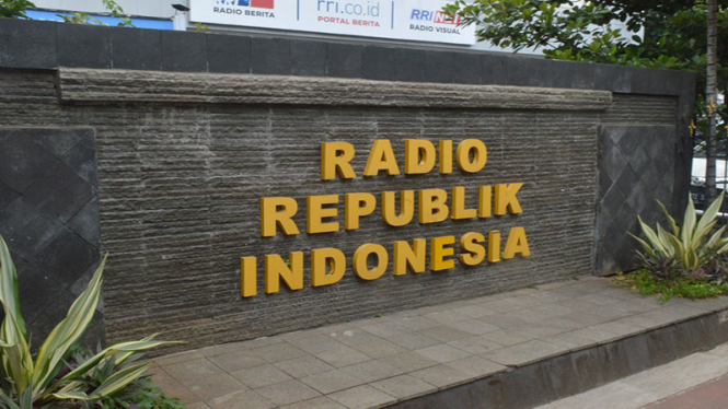 Radio Republik Indonesia / RRI