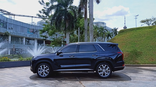 Mobil SUV bongsor Hyundai Palisade dijual di Indonesia.