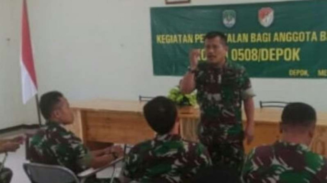 VIVA Militer: Mayor TNI Ema Suherman semasa hidup saat menjabat Danramil Limo.