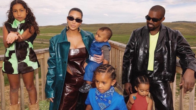 Keluarga Kim Kardashian dan Kanye West.