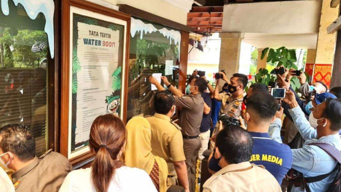 Featured image of post Waterboom Lippo Cikarang Kerumunan Kaikki n ht v ja koettava l hell kohdetta waterboom lippo cikarang