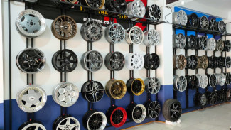 Mau Ganti Pelek Mobil, Perhatikan Dulu yang Satu Ini