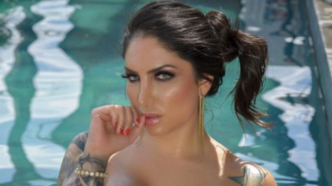 Model Playboy, Nathali Pereira.