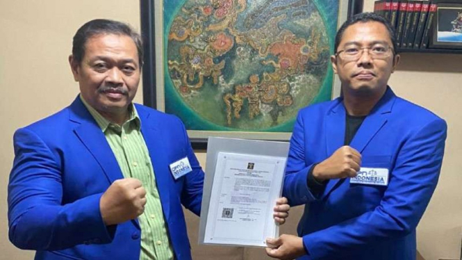 Presiden DPN Indonesia Faizal Hafied (kanan)