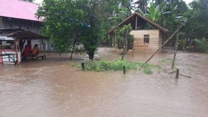 Banjir di Kabupaten Halmahera Utara, Maluku Utara.