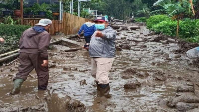 Banjir bandang di kawasan Gunung Mas, Puncak Kabupaten Bogor