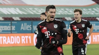 Bayern Munich Pesta Gol ke Gawang Hoffenheim