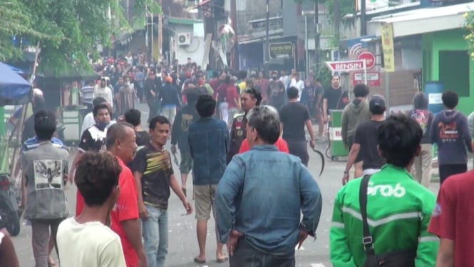 Tawuran di Cipinang Besar