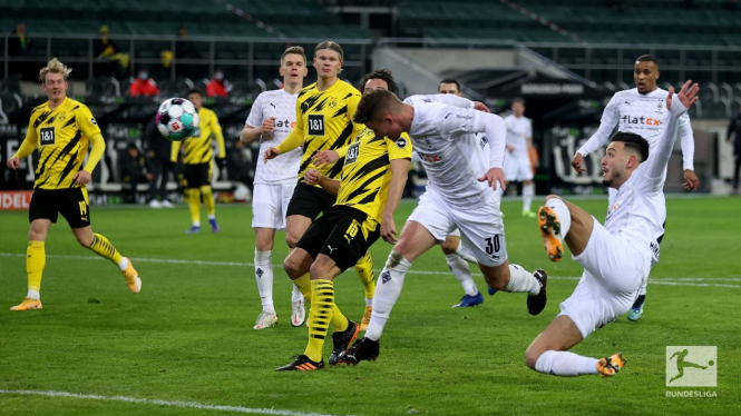 Duel Moenchengladbach vs Borussia Dortmund
